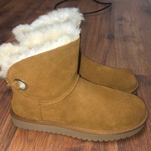 Uggs ( kolaburra ) brand new